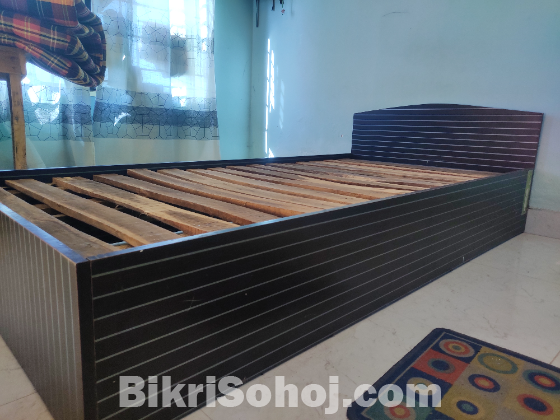 ফুল ফ্রেশ খাট